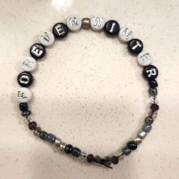 Taylor Swift Friendship Bracelet - Picture 1 of 1